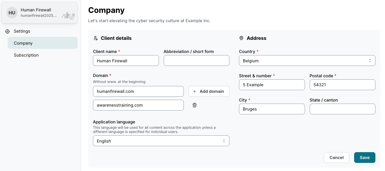 Kundeneinstellungs-Seite mit Company-Informationsformular. Abschnitt Client details mit Feldern für Kundenname, Kurzform, Domain und Anwendungssprache. Abschnitt Address mit Feldern für Land, Straße, Postleitzahl, Stadt und Bundesland. Schaltflächen Abbrechen und Speichern.